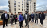 Councillors, Council employees and residents at Queens Quay